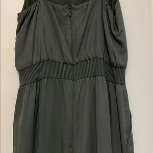 ANTHROPOLOGIE GREEN SOFT JUMPSUIT - SIZE M
